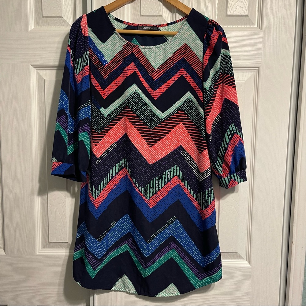 The Vintage Shop 3/4 sleeve tunic size M vibrant colors